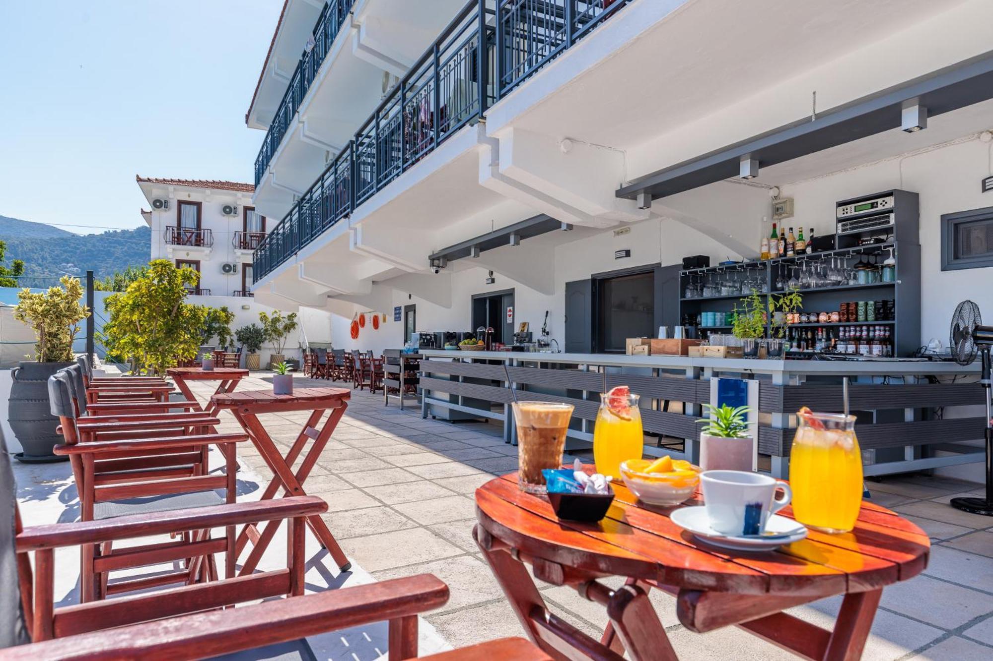 Amalia Hotel 스코펠로스 타운 외부 사진