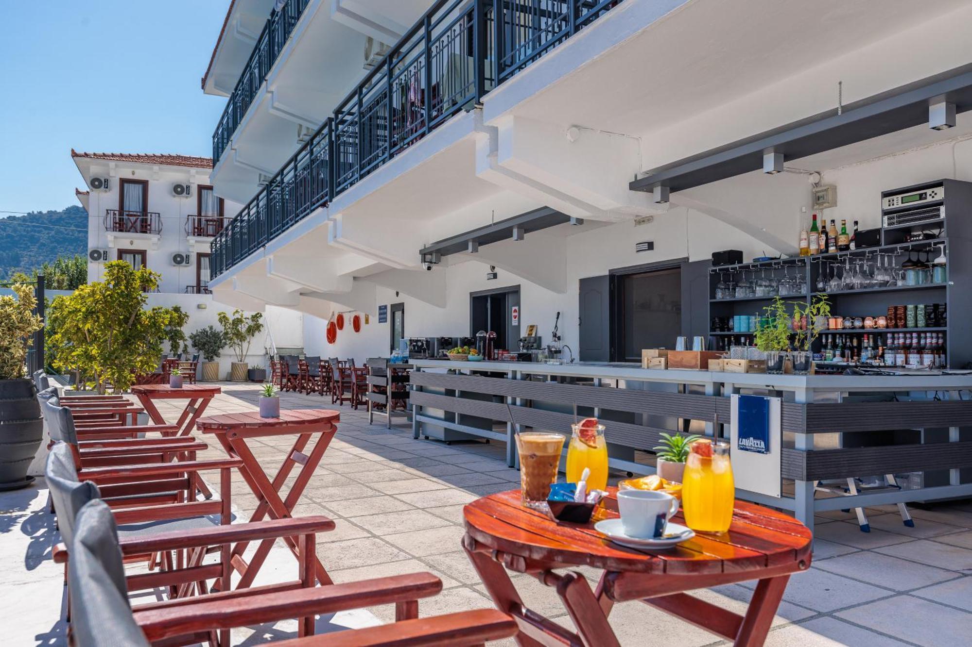 Amalia Hotel 스코펠로스 타운 외부 사진